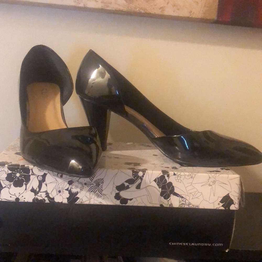 CL by Laundry Size 9.5